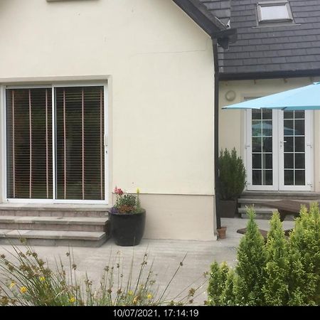 Lakeside Cottage Killaloe Bagian luar foto