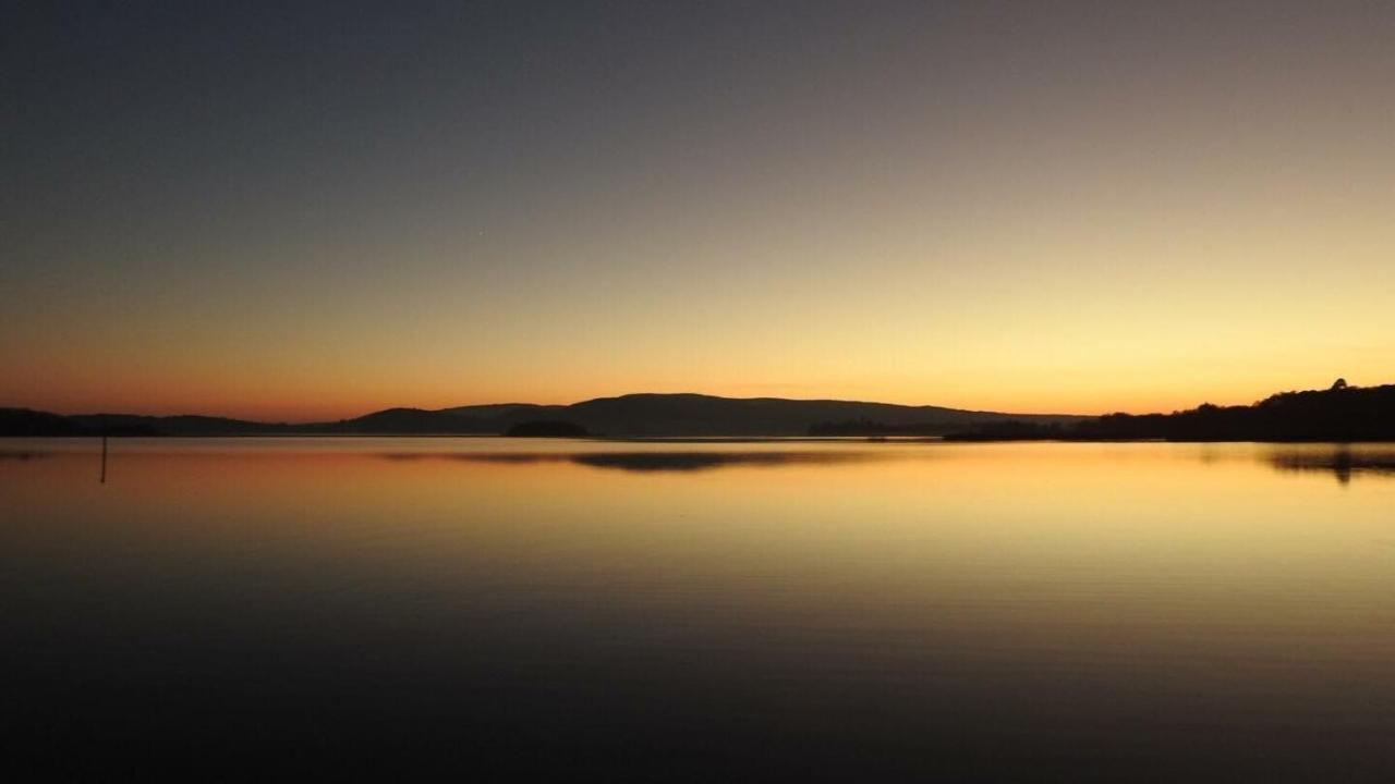 Lakeside Cottage Killaloe Bagian luar foto