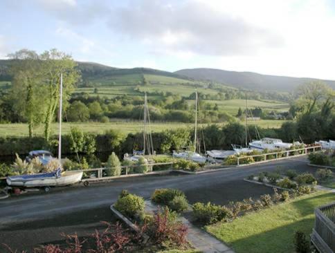 Lakeside Cottage Killaloe Bagian luar foto
