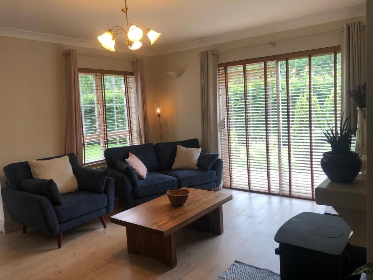 Lakeside Cottage Killaloe Bagian luar foto