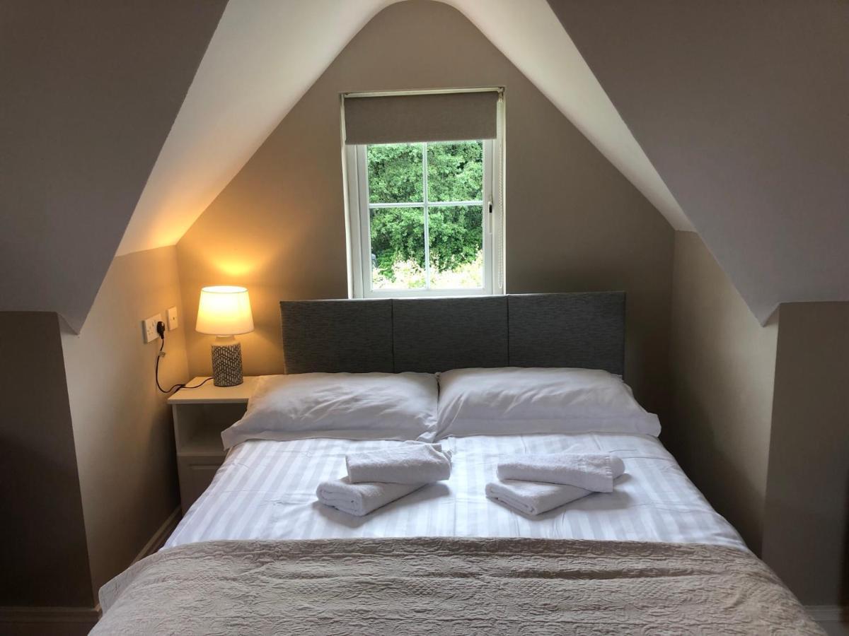 Lakeside Cottage Killaloe Bagian luar foto